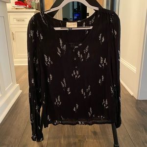 Universal Thread Black Blouse